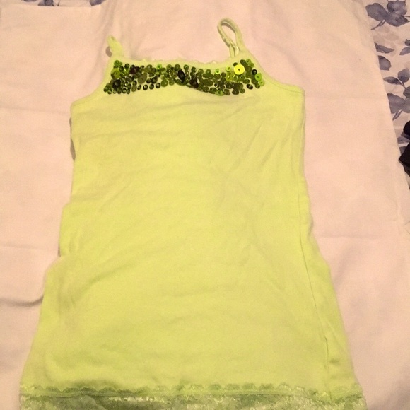 Three Justice Tops. - Picture 4 of 4